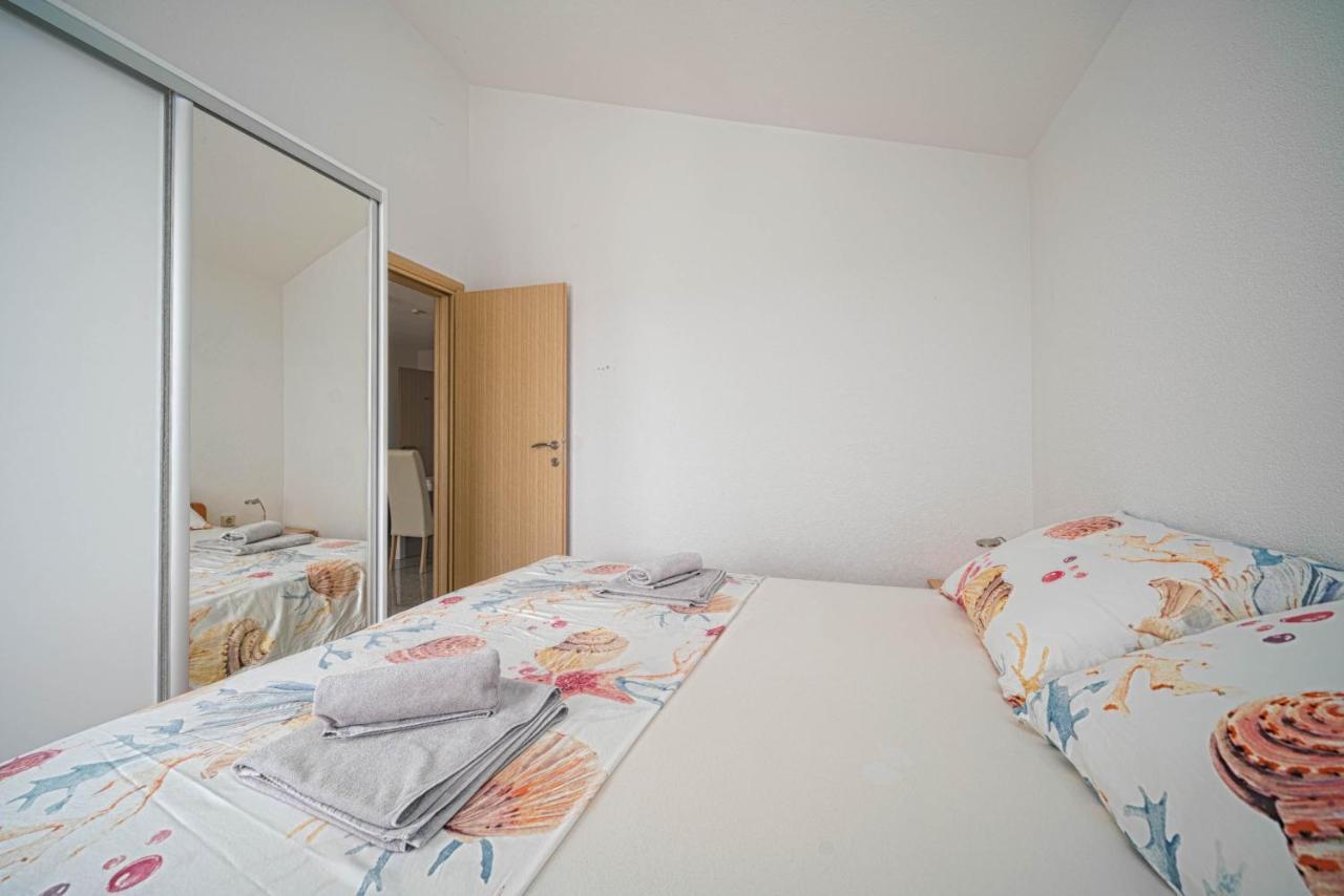Apartments Miskovic Vodice Esterno foto